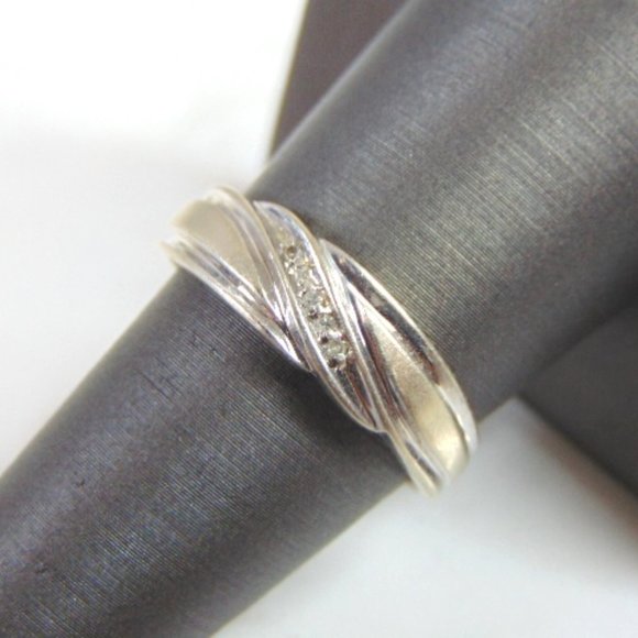 Mens Vintage Estate 10k Gold Diamond Ring 4.2g E872